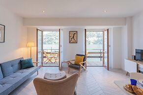 Your Private Harbour Nearby George Clooney