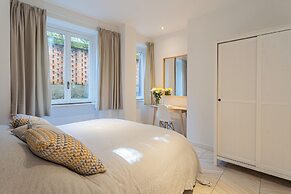 Your Private Harbour Nearby George Clooney