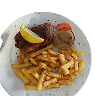 Skålsjögården Timber Lodge