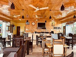 The Pines Mountain View