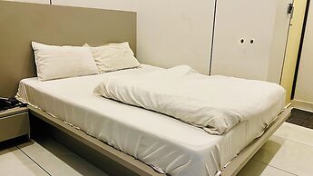 Hotel Vaikunth Palace