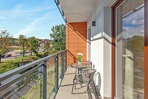 Aura III & Parking by Downtown Apartments