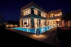 Villa Blanchette Marrakech – Villa Élégante avec Piscine Chauffée et S