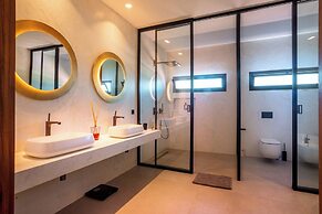 Villa Blanchette Marrakech – Villa Élégante avec Piscine Chauffée et S