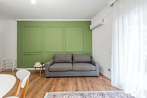 Central Main Square 2