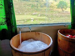 Homestay Nui Da Ta Phin