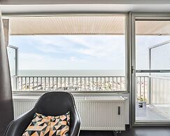 Spacious Studio With sea View