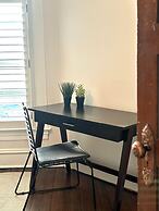 Victorian Gem Walk to Downtown Claw Tub Yard