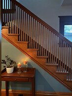 Victorian Gem Walk to Downtown Claw Tub Yard