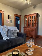 Victorian Gem Walk to Downtown Claw Tub Yard