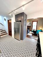 Victorian Gem Walk to Downtown Claw Tub Yard