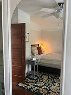 Victorian Gem Walk to Downtown Claw Tub Yard