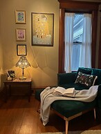 Victorian Gem Walk to Downtown Claw Tub Yard