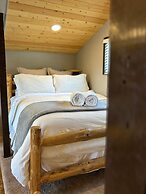 Perch Point- Hikers Dream Cabin Base