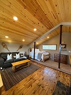 Perch Point- Hikers Dream Cabin Base