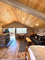 Perch Point- Hikers Dream Cabin Base