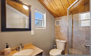 Perch Point- Hikers Dream Cabin Base