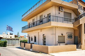 Seaside Apartments in Agkisaras