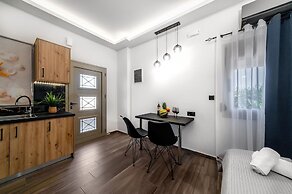 Seaside Apartments in Agkisaras 2