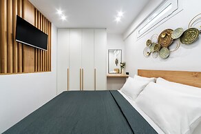 Konstantina's & Nicol's Studios