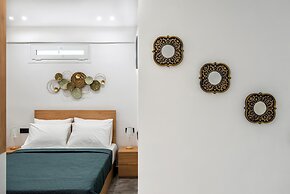 Konstantina & Antonio Studios