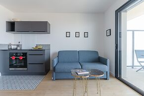 Apartment in Porspoder Near Plage du Bourg