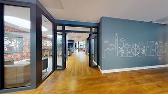 Student Only Will Wyatt Court