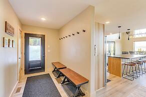 Views, Trails, Hot Tub & More: Luxe Wyoming Oasis