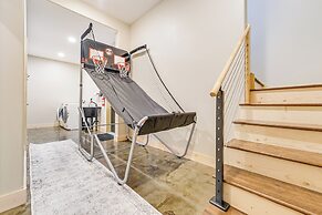 Views, Trails, Hot Tub & More: Luxe Wyoming Oasis