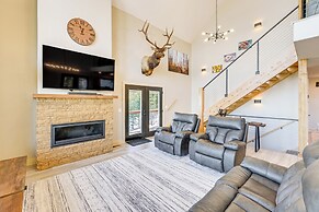 Views, Trails, Hot Tub & More: Luxe Wyoming Oasis