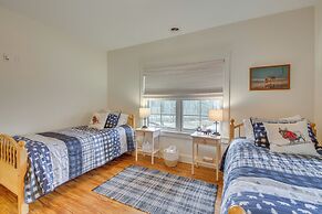 4 Mi to Boothbay Harbor: Quiet Retreat w/ Deck