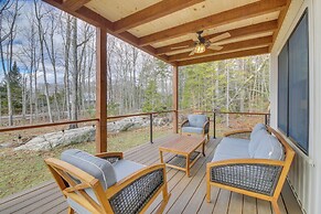 4 Mi to Boothbay Harbor: Quiet Retreat w/ Deck