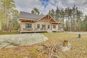 4 Mi to Boothbay Harbor: Quiet Retreat w/ Deck