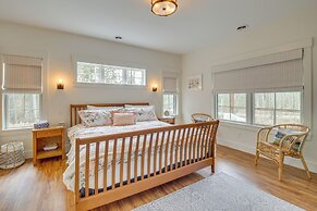 4 Mi to Boothbay Harbor: Quiet Retreat w/ Deck