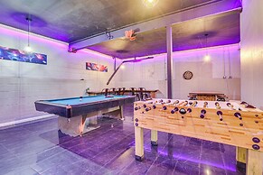 8 Mi to Lake Wallenpapack: Gem w/ Deck & Game Room