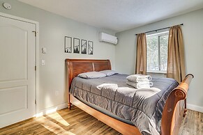 8 Mi to Lake Wallenpapack: Gem w/ Deck & Game Room