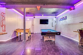 8 Mi to Lake Wallenpapack: Gem w/ Deck & Game Room