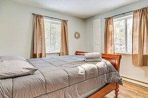 8 Mi to Lake Wallenpapack: Gem w/ Deck & Game Room