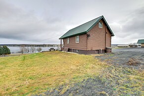 Waterfront Camp on Long Lake w/ Trail Access!