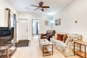 1 Mi to Dtwn: Pet-friendly Corning Retreat
