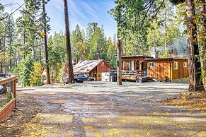 Walk to Golf, Lake: Twain Harte Cabin w/ Fireplace