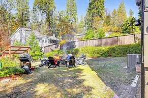 Walk to Golf, Lake: Twain Harte Cabin w/ Fireplace