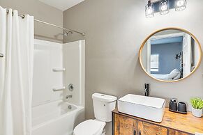 3 Mi to Tucson Mall: Home w/ Large Outdoor Space!