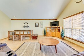 Hike, Fish & Explore: Family Cabin in Sulphur!