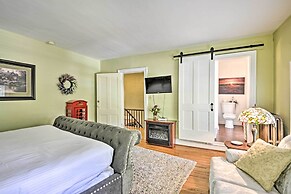 Historic Keuka Lake Estate in Hammondsport w/ Pool