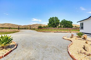 19 Mi to Sequoia Natl Park: Mtn-view Woodlake Gem