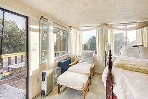 Near Hiking: Tranquil Crestone Studio w/ Deck!