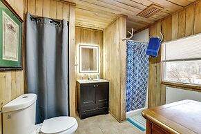 Mtn-view Deck & Grill: Creekside Catskills Cabin!