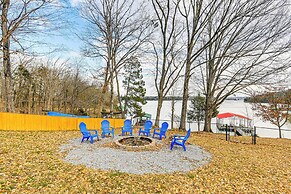 Fish, Boat & Unwind: Old Hickory Lake Retreat