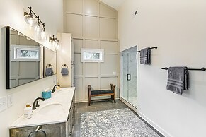 Fish, Boat & Unwind: Old Hickory Lake Retreat